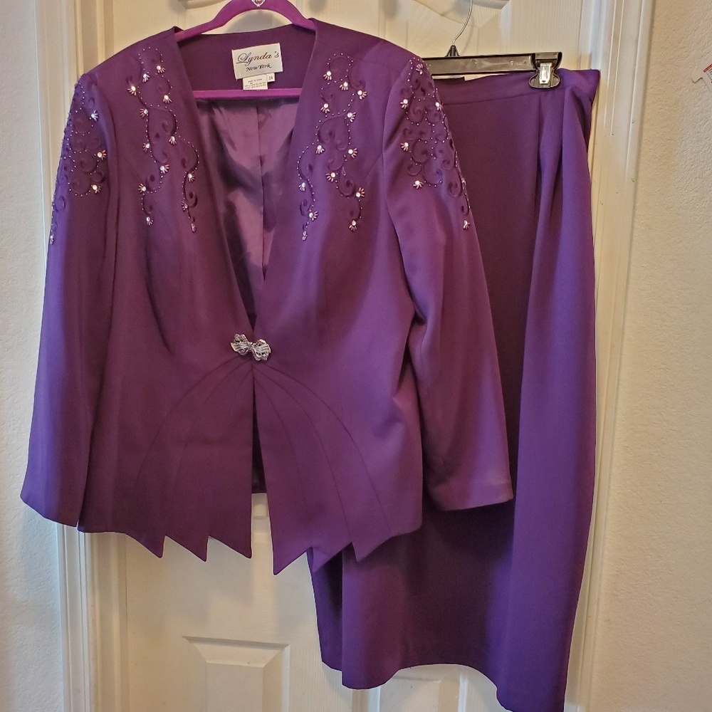 2pc elegant Dark purple suit